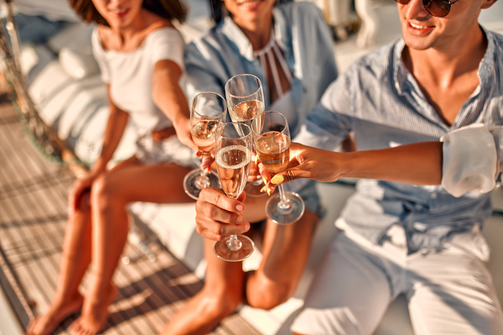 FRIENDS ON A YATCH